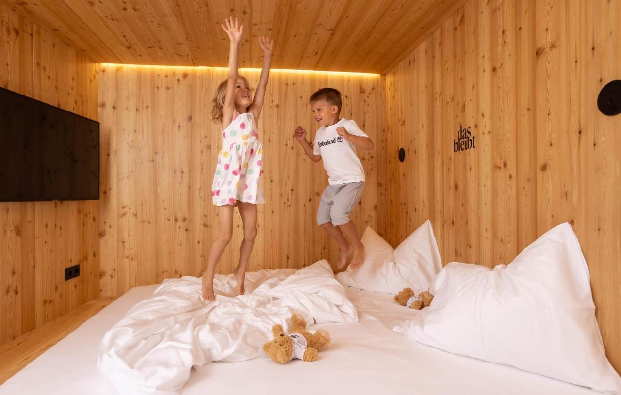 Das Bleibt Alpine Suites Schladming Luaran gambar